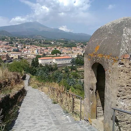 Oltre Il Giardino Tatil Evi *