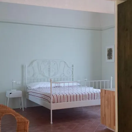 Oltre Il Giardino Tatil Evi *