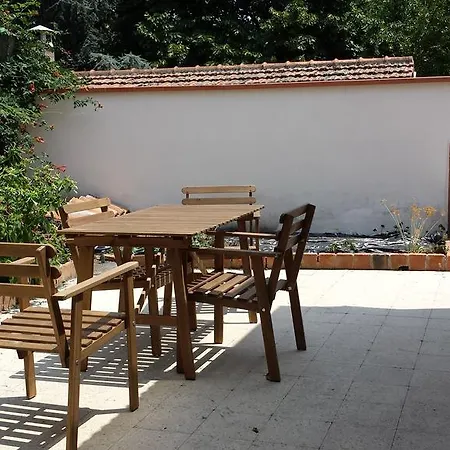 Oltre Il Giardino Pedara